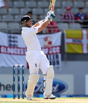 3rd Test: Centurior Matt Prior salvages draw for England against New Zealand