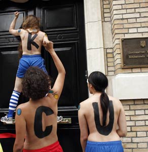 UEFA Euro 2012: Ukraine's sex industry bets on soccer carnival