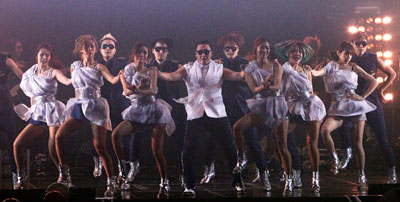 'Gangnam Style' hits South Korean Grand Prix