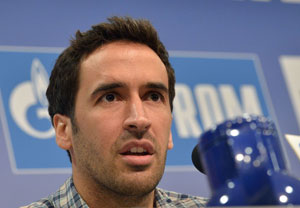 Raul Gonzalez signs with Qatar's Al Sadd