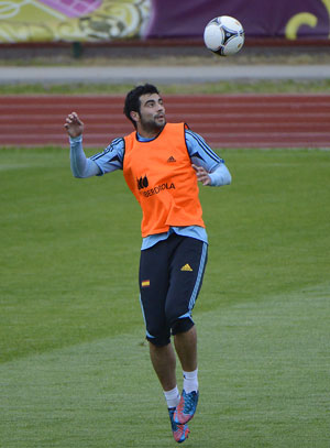 Euro 2012: Spain will not take the biscuit, says Raul Albiol