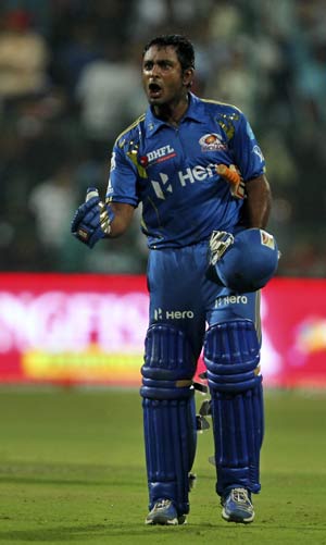 Mumbai's Rayudu and Bangalore's Patel in an ugly spat