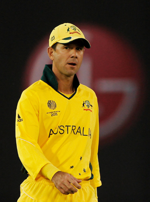Ponting smashes LCD in Australia dressing room