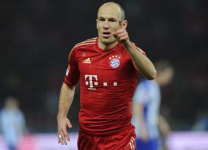 Arjen Robben relaxed as Mario Goetze set for Bayern Munich debut