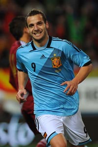 Andre Villas-Boas confirms Roberto Soldado interest