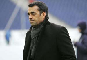 Leverkusen sack Robin Dutt, Sami Hyppia to coach the side