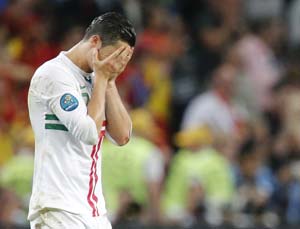 Euro 2012: Cristiano Ronaldos decision to wait didnt help Portugal