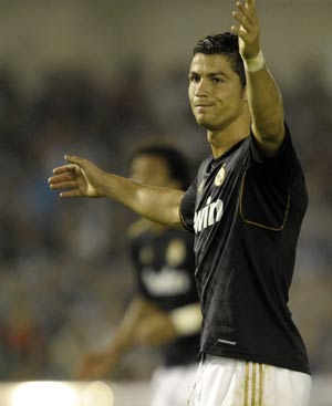 Real Madrid draw 0-0 at Racing Santander