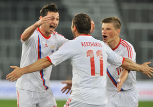 Russia on notice for Euro 2016 over hooligans