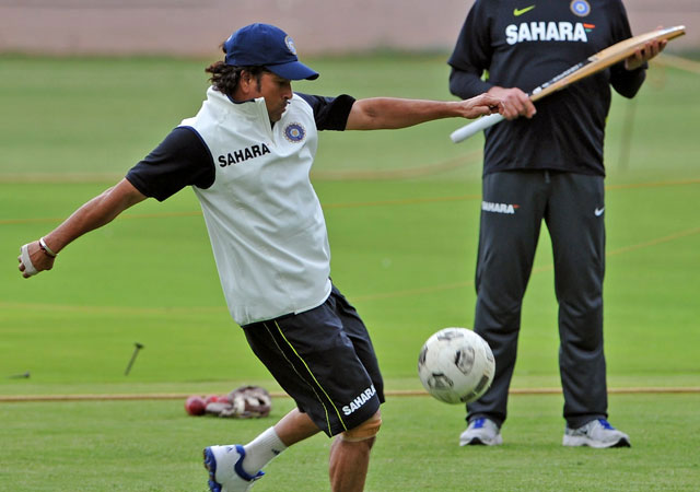 Sachin Tendulkar, Sourav Ganguly to own teams in Indian Super League football