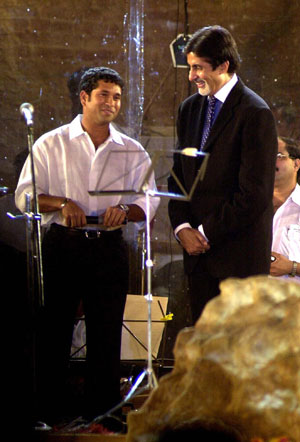 Sachin Tendulkar wishes Amitabh Bachchan on his 70th birthday