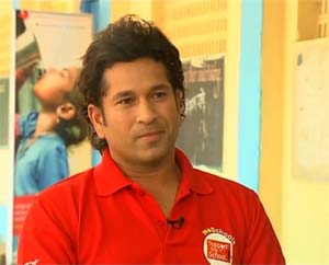 Sachin Tendulkar debuts on Facebook