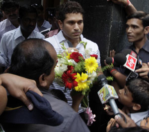 Sachin Tendulkar and family invited to Bahrain Grand Prix