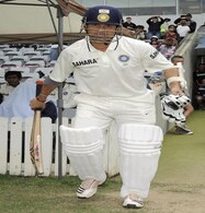 Eden Gardens to shower rose petals on Sachin Tendulkar from sky Eden Gardens to shower rose petals on Sachin Tendulkar from sky