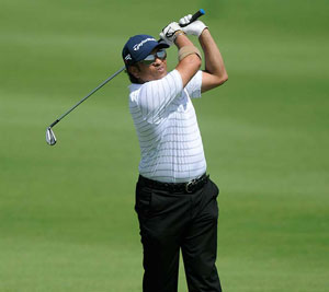 Sachin Tendulkar Awarded with Life Membership at Dubai's Els Golf Club