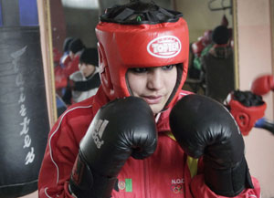 Teenage girl from Afghanistan to box at Olympics