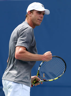 Sam Querrey hits 19 aces to reach Winston-Salem Open quarters