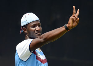 Darren Sammy vows never to fly after 'terrifying' flight in New Zealand