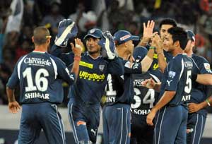 IPL: End of roads for Deccan Chargers? Decision today