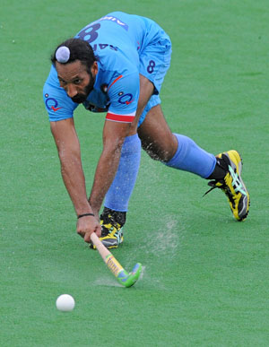 Sardar Singh to lead a young Indian team in Asia Cup