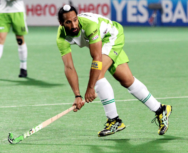 Delhi Waveriders beat Mumbai Magicians, extend lead in Hockey India League