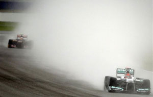 Schumacher crashes as Maldonado takes second practice