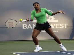 Serena Williams wins at Stanford Serena Williams wins at Stanford