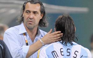 Argentina to continue with Batista despite Copa shock