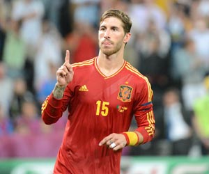 Euro 2012 Final: Sergio Ramos concerned by tactical chameleons Italy