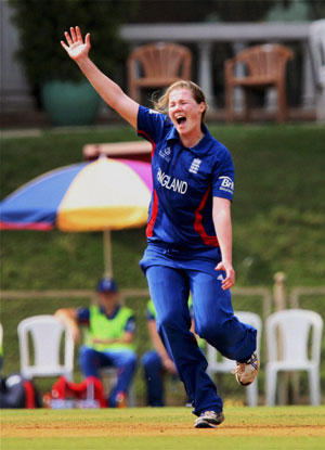 Shrubsole's fifer helps England thrash South Africa by 7 wickets