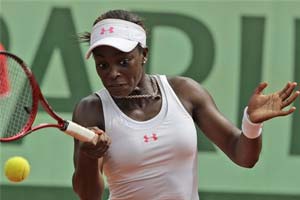 Sloane Stephens reaches 4th round at French Open