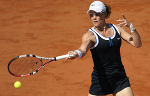 Stosur starts with a win in Madrid