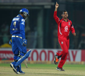 CLT20 Stats: Mumbai Indians vs Trinidad & Tobago - Sunil Narine top wicket-taker in the 2013 edition