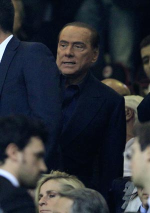 Silvio Berlusconi back as AC Milan president
