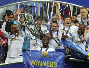 Swansea to celebrate League Cup win with bus parade