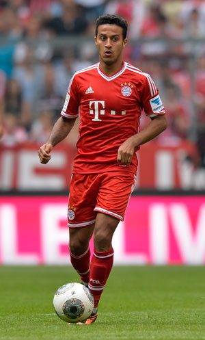 Bayern Munich's star Thiago Alcantara faces upto seven weeks lay-off
