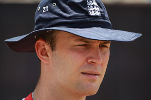 Controlling emotions will be Trott's mantra against India
