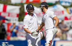 2nd Test, Day 1: Compton, Trott slam tons against New Zealand