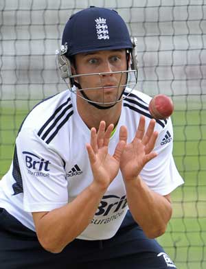 Few easy answers for cricket as Jonathan Trott quits Ashes