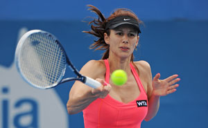 Tsvetana Pironkova sets up Sydney International final against Angelique Kerber