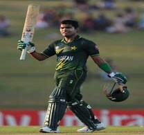Kamran Akmal wants brother Umar to focus on his batting Kamran Akmal wants brother Umar to focus on his batting