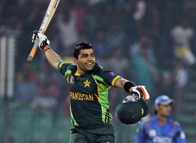 Umar Akmal in trouble again, this time fights with Gaddafi Stadium guards