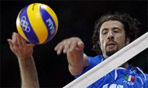 Italian volleyball player dies on court
