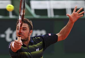 Gasquet, Wawrinka move into Estoril quarterfinals