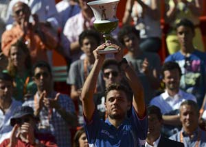Portugal Open: Stanislas Wawrinka defeats David Ferrer to win title