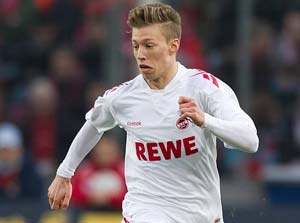 Bayern snap up talented teenager Mitchell Weiser