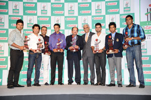 MS Dhoni, Unmukt Chand bag top honours at Cricket Awards
