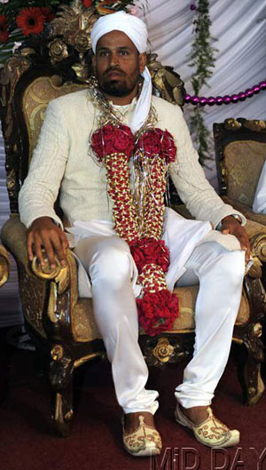 Yusuf Pathan ties the knot