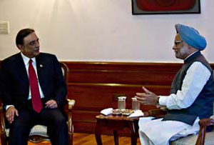 President Zardari writes to PM Manmohan Singh, welcomes revival of cricket ties