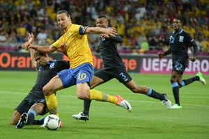 Euro 2012: Ibrahimovic pledges future to Sweden